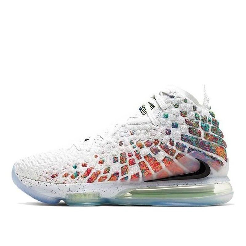 Nike LeBron 17 - Pour Dépassement des Limites Physiques