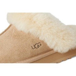 UGG Disquette B0DRDRHVG2 - Un Nouveau Niveau de Détente